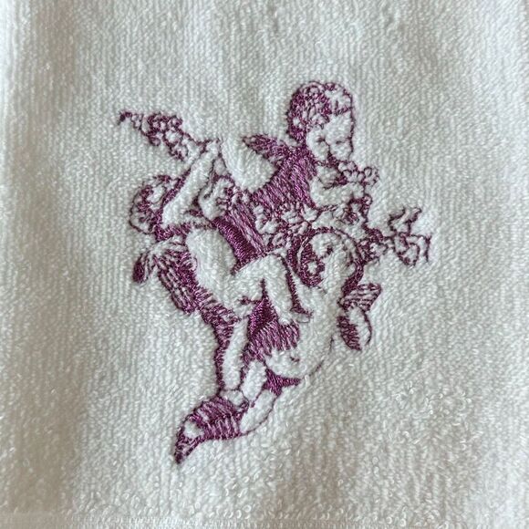 Vintage Embroidered Cherub White Towel Set - Picture 4 of 6